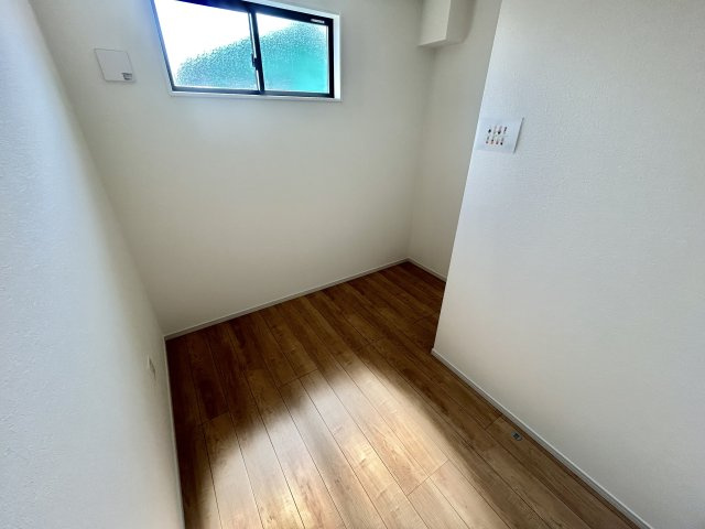 千葉市若葉区小倉台３丁目１１期の洋室|建築施工例