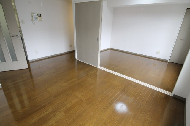 【居間・リビング】