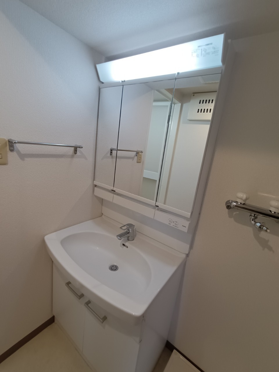 【洗面所】