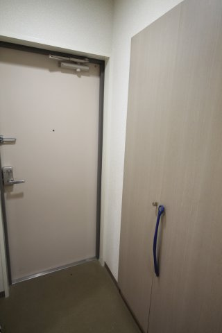 【玄関】