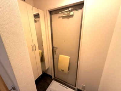 【玄関】 | ロイヤルテラス