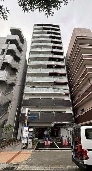 セレニテ新大阪ミラク弐番館の外観