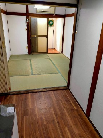 東大阪市御厨東2丁目の和室