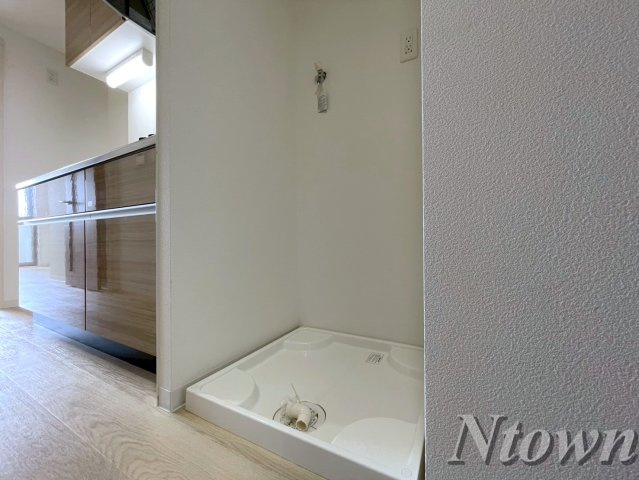 【設備】 | ドゥナーレ辻町 | 洗濯機置き場です
