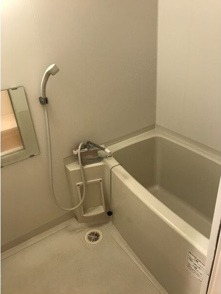 マ・メゾン瑞穂の浴室