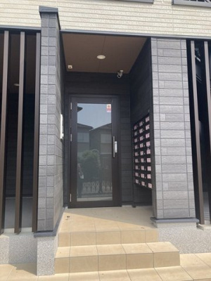 【エントランス】 | フィオーレ | 毎日通るエントランスはこのようになっています