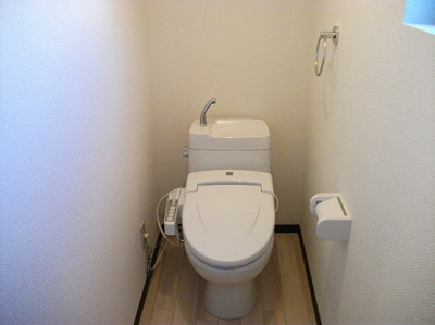 【トイレ】 | Ｐｒｏｌｏｇｕｅ | 落ち着いた色調のトイレです