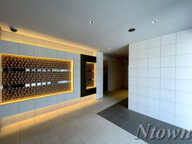 【ロビー】 | ドゥナーレ辻町 | 毎日通るロビーはこのようになっています