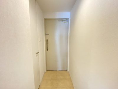 【玄関】 | ＴＫアンバーコート宿院 | シンプルで使いやすい玄関です