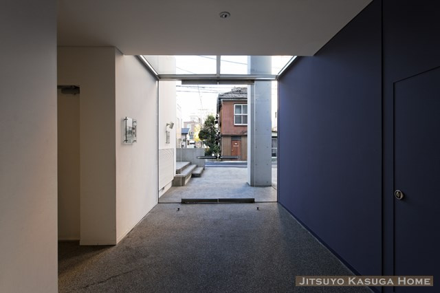 【エントランス】