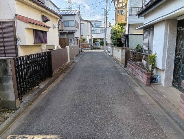 【外観】 | 富士見市関沢2丁目　中古一戸建住宅　(ふじみ野店) | 2026年2月撮影
「鶴瀬」駅徒歩10分とアクセス良好な立地です。