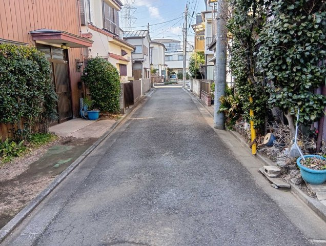 【外観】 | 富士見市関沢2丁目　中古一戸建住宅　(ふじみ野店) | 2026年2月撮影
近くに公園が点在した緑豊かな住環境です。