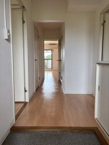 フレア日光の玄関