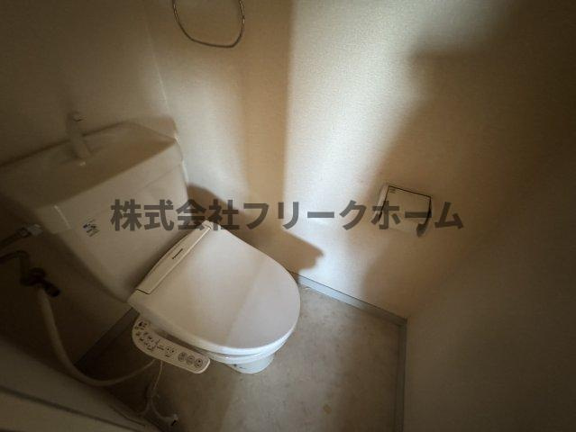 三鷹市牟礼７丁目の賃貸マンションのトイレ