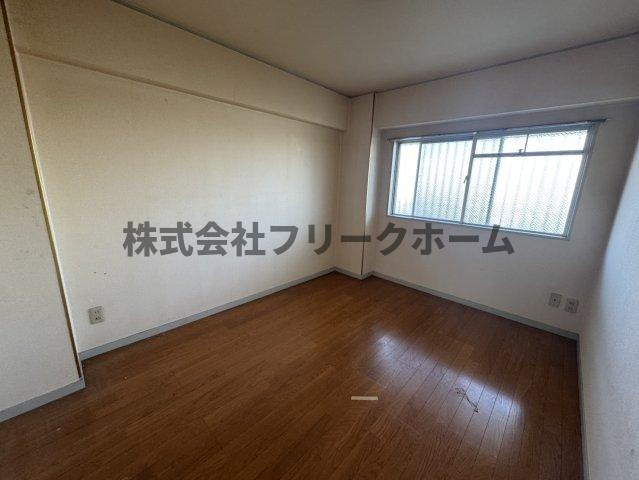 三鷹市牟礼７丁目の賃貸マンションの居間・リビング