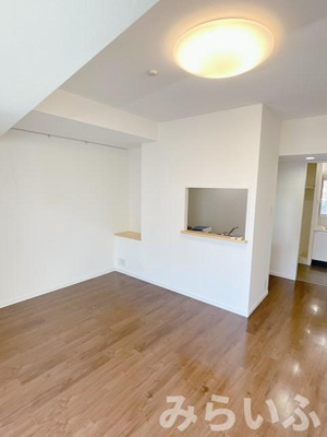 【居間・リビング】 | CORNES HOUSE NAGOYA