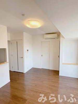 【居間・リビング】 | CORNES HOUSE NAGOYA