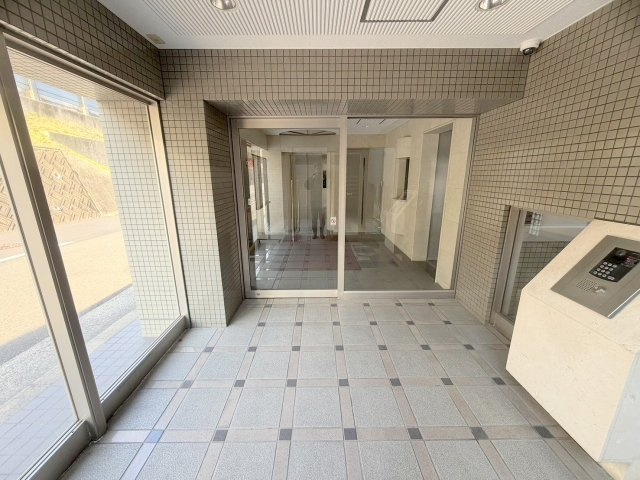 オーベル井口のエントランス