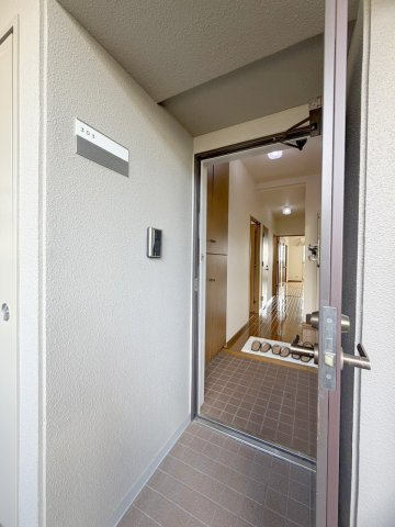 オーベル井口の玄関