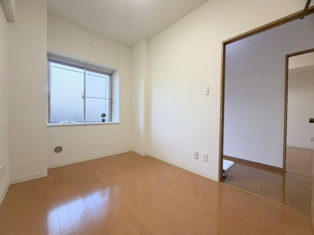 オーベル井口の洋室