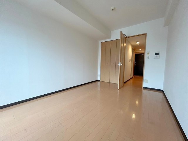 エステムコート新大阪6エキスプレイスの居間・リビング