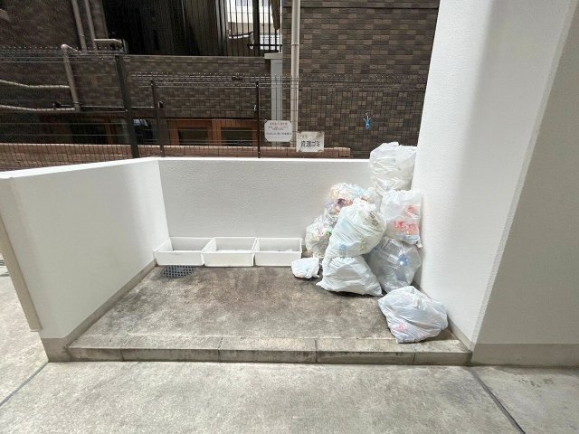 エステムコート新大阪6エキスプレイスの駐車場