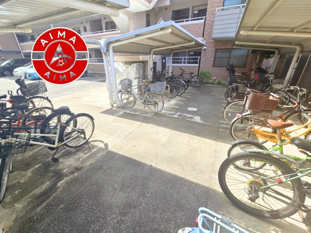藤崎ロジュマンの駐輪場|敷地内の駐輪場です。