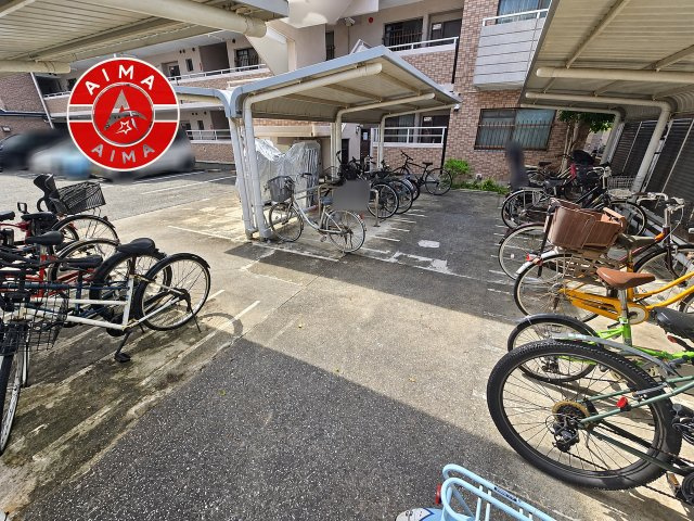 藤崎ロジュマンの駐輪場|敷地内の駐輪場です。
