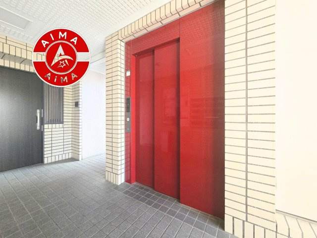 藤崎ロジュマンのその他共用部分|エレベーターがあり、小さなお子様連れや重い荷物の際も安心です。