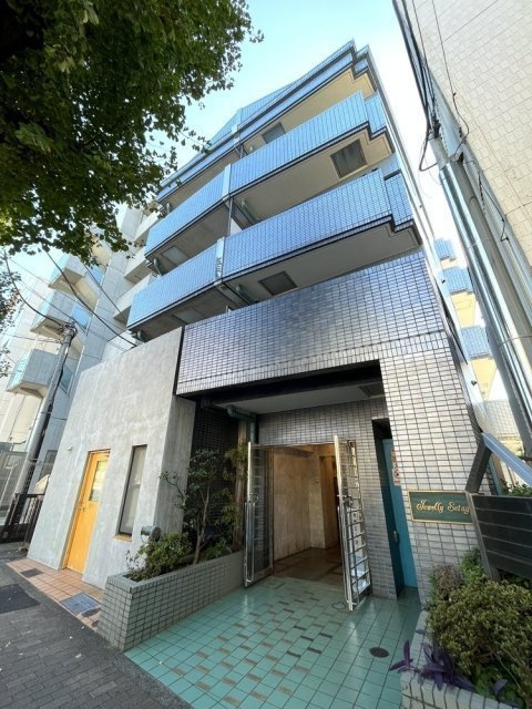 ジュエリー世田谷の外観|建物外観を気になさる方へ、見た目の良い物件です