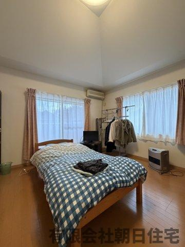 【洋室】 | 国屋町中古戸建 | 個人の部屋や寝室として使える洋室です