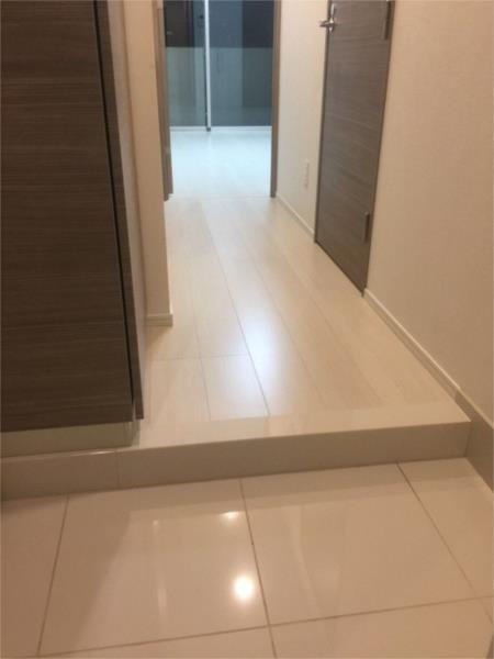 メイクスデザイン住吉の玄関