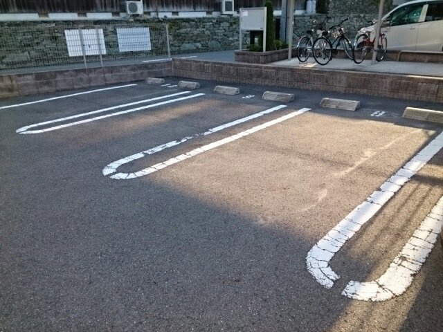 ブルーシエル浜の宮　Ⅰの駐車場|駐車場です