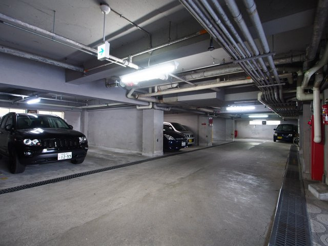 【駐車場】 | ディオハイツ金剛