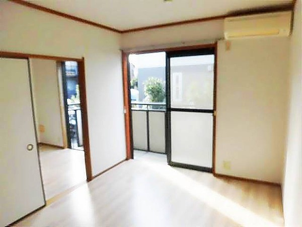 府中市西府町３丁目のアパートの内装