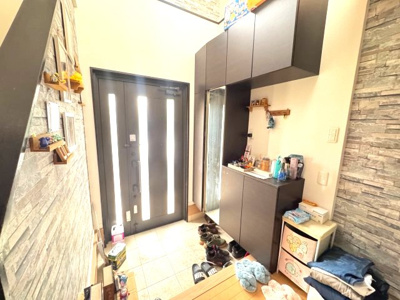 【玄関】 | 上尾市大字原市 2階建て4LK