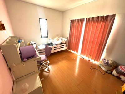 【子供部屋】 | 上尾市大字原市 2階建て4LK