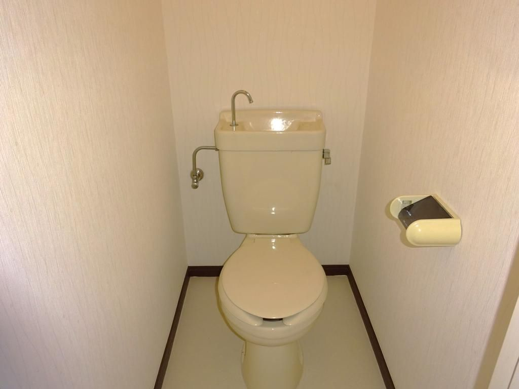 ホットハウスのトイレ
