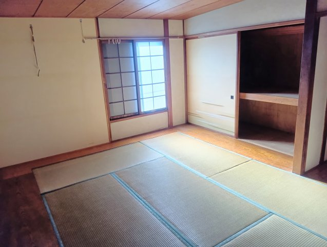 売中古戸建　静岡市葵区千代田6丁目の和室|畳の香りはリラックス効果があるとも言われ、静かで穏やかな気持ちになれます！