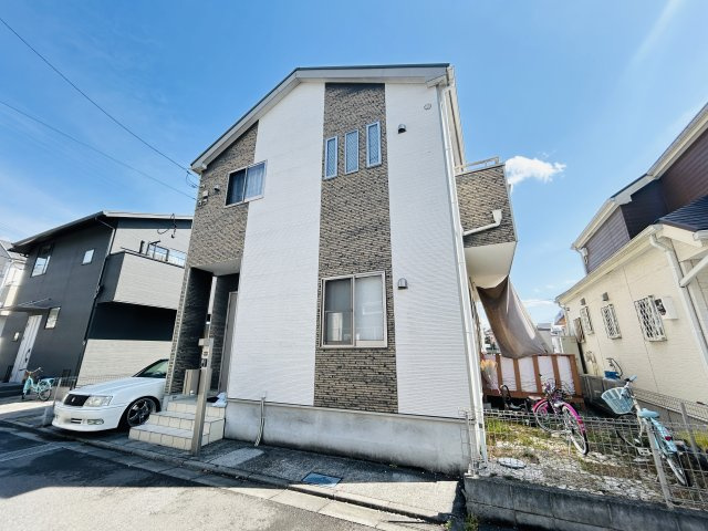 あきる野市上代継中古戸建☆通勤通学便利な立地条件♪周辺環境良好も良好です！の前面道路含む現地写真