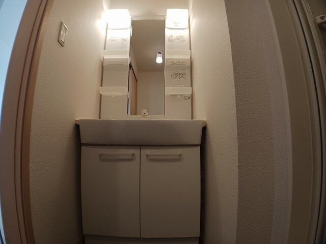 フィオーレ．Ｋの洗面所|スペースが確保できる洗面所です