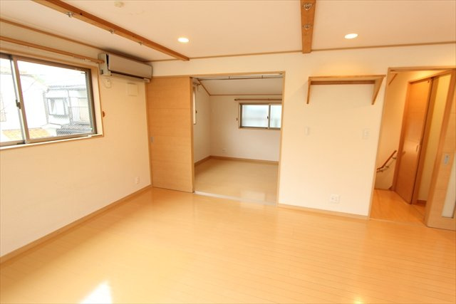 練馬区大泉町３丁目の中古一戸建の居間・リビング