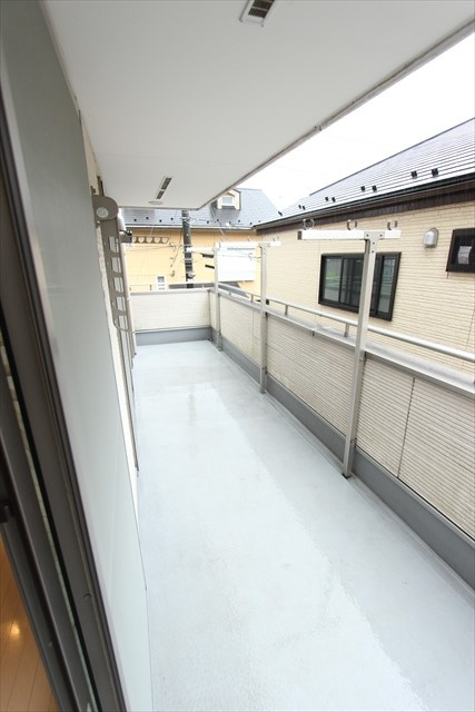 練馬区大泉町３丁目の中古一戸建のバルコニー