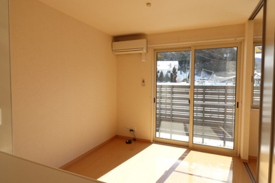 【居間・リビング】 | Ｄ-ＲｏｏＭ渡利 | リビング