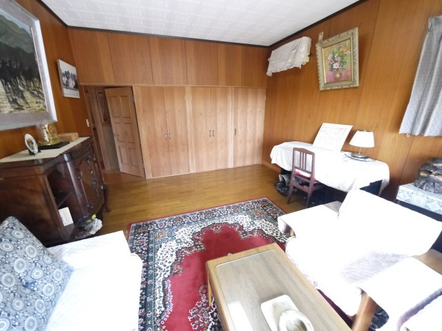 大網白里市金谷郷　和風中古戸建の洋室|敷地約378坪 7SDK和風住宅　和室続間 家庭菜園可能です　果樹園付 2階からの眺望がいいです