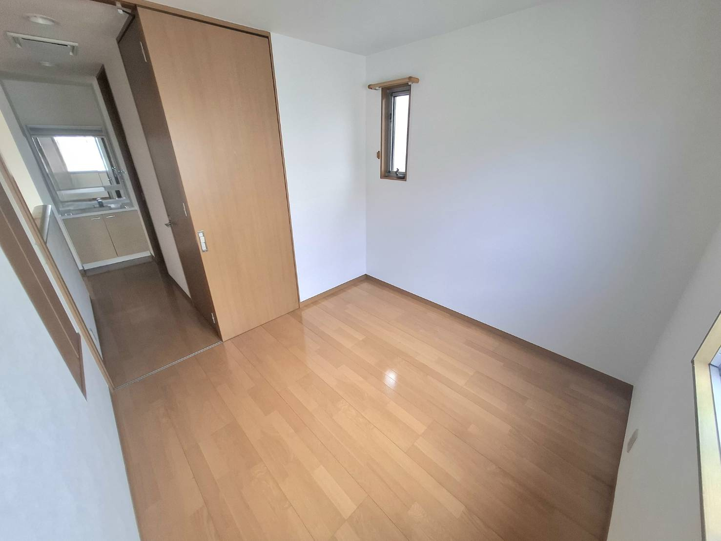 売中古戸建　焼津市大村２丁目の洋室|2階4.1帖洋室です！納戸や書斎などにも！