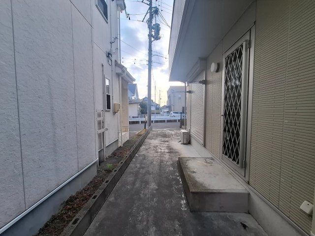 売中古戸建　焼津市大村２丁目の周辺|勝手口周辺にもゆとりがあります！