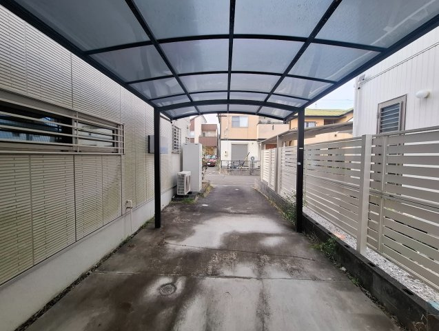 売中古戸建　焼津市大村２丁目の駐車場|駐車スペースは３台分です！