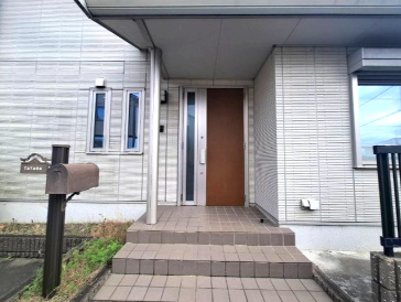 売中古戸建　焼津市大村２丁目の玄関|高級感のある玄関外観です！