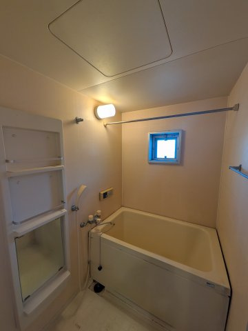 ナビハイツ小牧Ⅱ　の浴室|落ち着いた空間のお風呂です